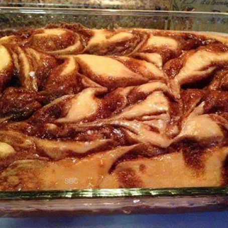 Cinnamon Roll Swirl Cake