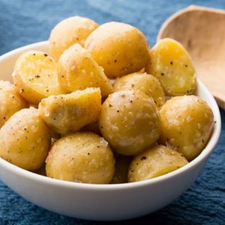 Boiled Potatoes with Butter