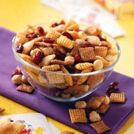Maple Cranberry Party Mix
