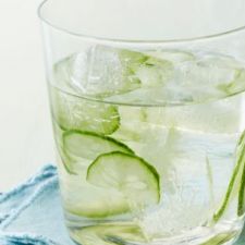 Cucumber Gin Spritzers