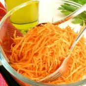 Carottes Râpées (Grated Carrots Salad)