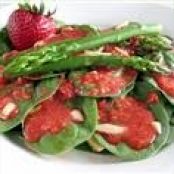 Spinach-Asparagus Salad with Strawberry Dressing