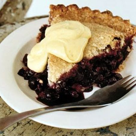 BLUEBERRY PIE w/LEMON CREAM