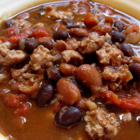 Slow Cooker Chili With Beef and Beans