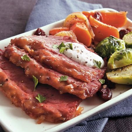 Slow Cooker Cranberry Corned Beef