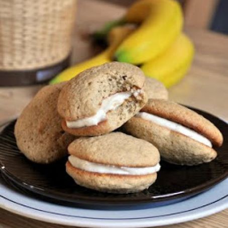Banana Whoopie Pies