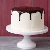 Blackberry Red Wine Chocolate Cake