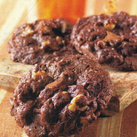 BITTERSWEET BROWNIE DROPS WITH MILK CHOCOLATE CHUNKS