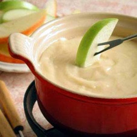 Fondue Neuchâteloise (Cheese Fondue)