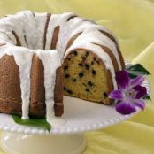 Vanilla Rich Chip Cake