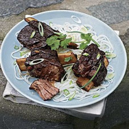 Barbecue-Braised Vietnamese Short Ribs with Sweet Vinegar Glaze