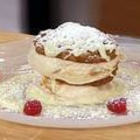 Caramel Ice Cream Oatmeal-Raisin Cookie Sandwich