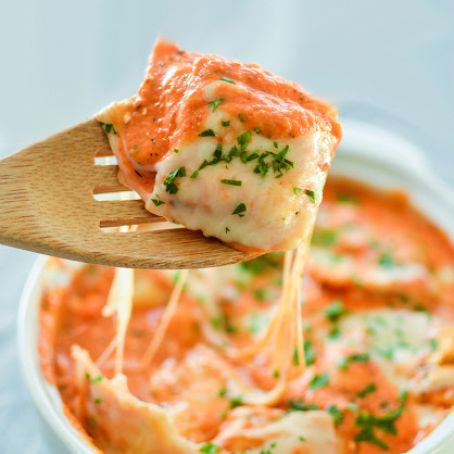Baked Ravioli with Vodka Sauce