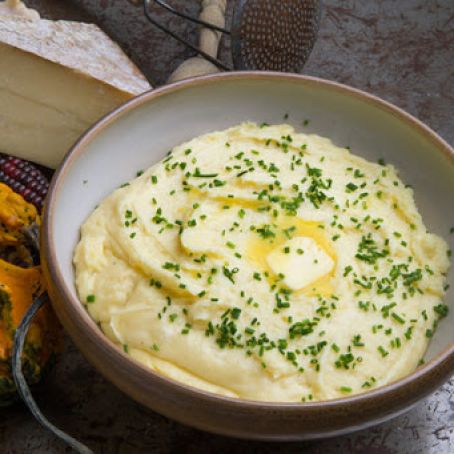 Vermont Cheddar Mashed Potatoes
