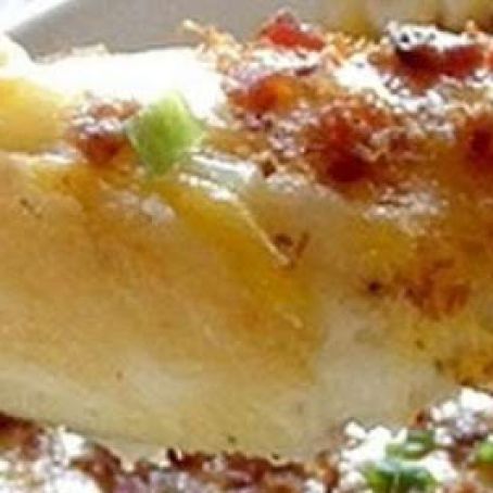 Twice Baked Potatoes Casserole with Cream Cheese, Bacon, and Garlic