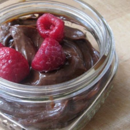 MOUSSE, CHOCOLATE AVOCADO  WITH FRESH RASPBERRIES (DAIRY FREE)