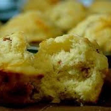 Bacon and Gruyere Muffins