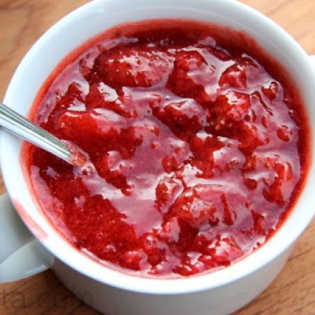 Homemade Strawberry Sauce