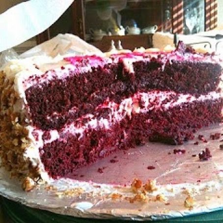 GRANDMOTHER PAUL'S RED VELVET CAKE