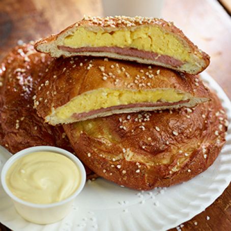 PORK ROLL PRETZEL POCKET