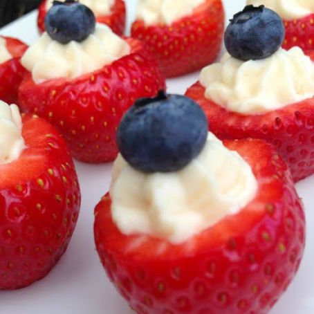 Patriotic Cheesecake Stuffed Strawberries