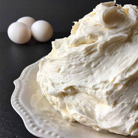 Swiss Meringue Buttercream