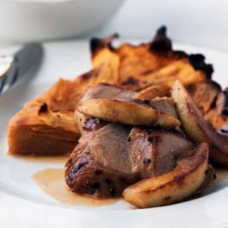 ROAST PORK TENDERLOIN w/APPLES & CIDER