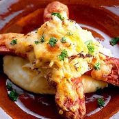 Ostgratinerad frukostkorv med mos