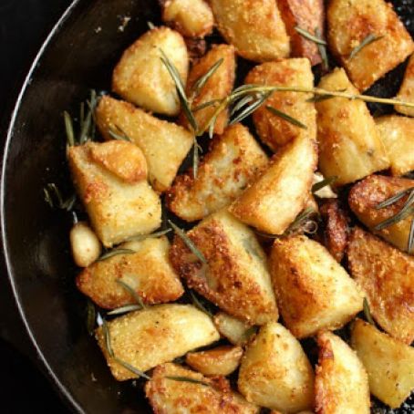 Polenta-Crusted Rosemary-Roasted Potatoes