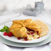 BAKED BRIE