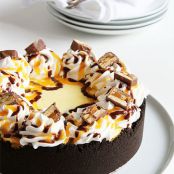 snickers bar cheesecake pie