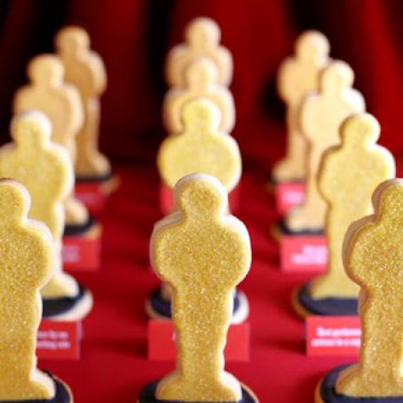 Oscar Cookie Statues