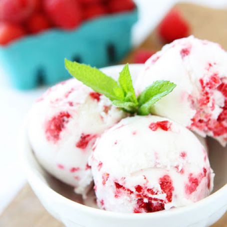 Vegan Coconut Raspberry Ice Cream