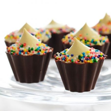 Booze Bites: Cupcake Pudding Shooters