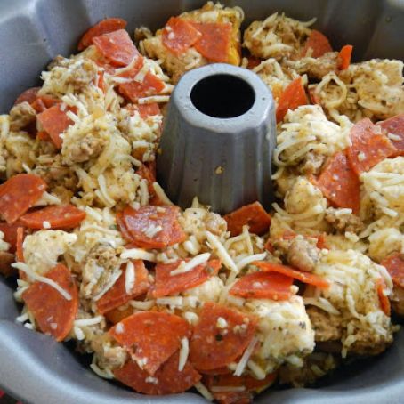 Pizza Pull-Apart Bread