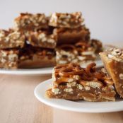Caramel Pretzel Bars