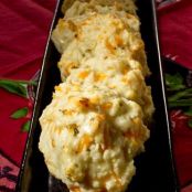 Biscuits: Cheddar Bay