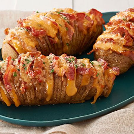 Cheesy Bacon Hasselback Potatoes