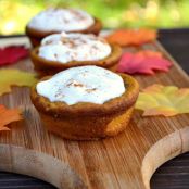 Pumpkin Pie Cupcakes (Mini Pumpkin Pies)
