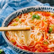 10-Minute Tomato Egg Drop Noodle Soup