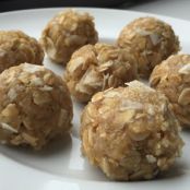 Quinoa Peanut Butter Balls