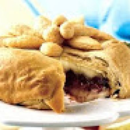 Crescent-Wrapped Cranberry Brie