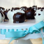 Chocolate Chip Cookie Dough Truffles