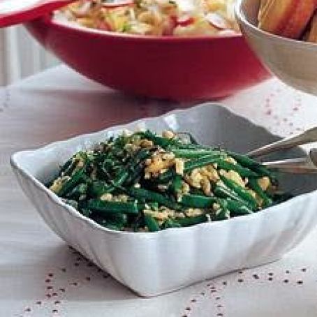 Green Beans and Spaetzle