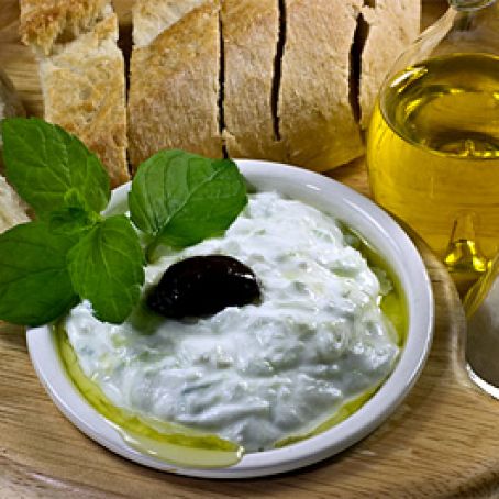 Cucumber & Yogurt Sauce