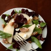 Pear Salad with Pinot Grigio Vinaigrette