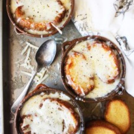 THE PERFECT FRENCH ONION SOUP