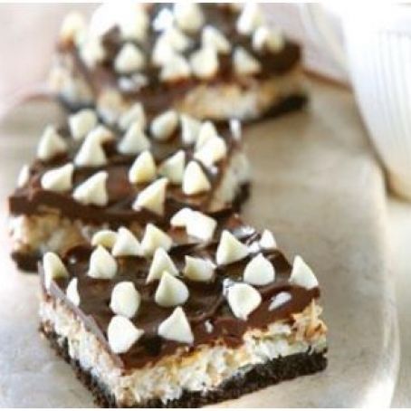 Chocolate Almond Macaroon Bars