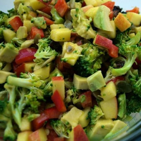 Refreshing Broccoli Salad