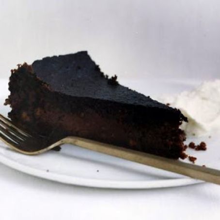 PERUGIAN CHOCOLATE-HAZELNUT CHEESECAKE